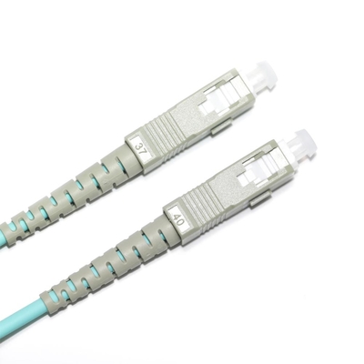 निगरानी कैमरा इंडोर कंप्यूटर WLAN LAN के लिए FC फाइबर ऑप्टिक पैच कॉर्ड OM3 बाहरी व्यास 2.0-3.0mm
